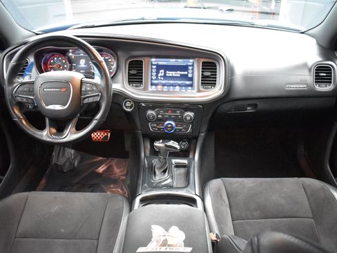 Used 2019 Dodge Charger Scat Pack w/ Dynamics Package image 15