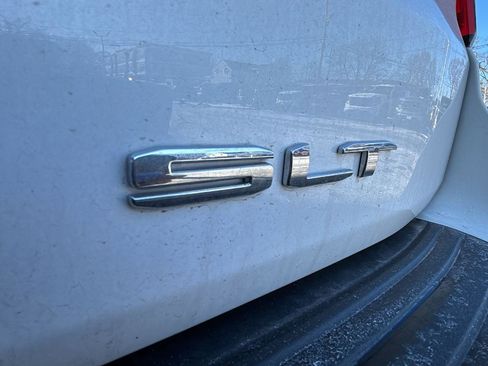 Certified 2023 GMC Yukon SLT w/ SLT Luxury Package image 9