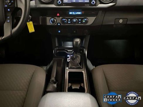 Used 2022 Toyota Tacoma SR image 11