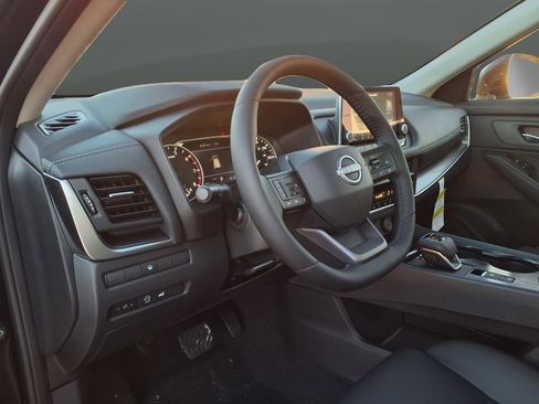 New 2026 Nissan Rogue SV w/ SV Premium Package image 11