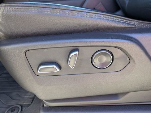 Used 2024 GMC Sierra 3500 Denali w/ Denali Reserve Package image 22