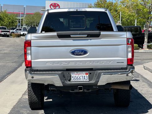 Used 2019 Ford F350 Lariat AWD/4WD image 6