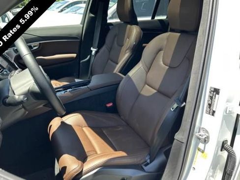 Used 2024 Volvo XC90 T8 Ultimate w/ Lounge Package AWD/4WD image 5