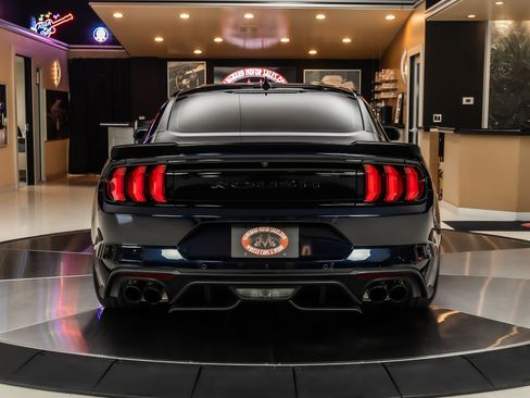 Used 2021 Ford Mustang GT Premium w/ GT Performance Package RWD image 14