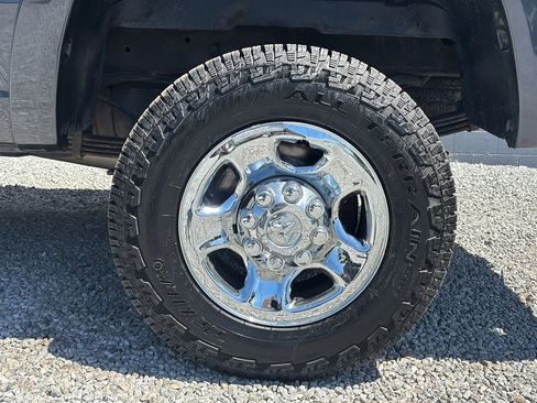 Used 2013 RAM 2500 Tradesman w/ Chrome Appearance Group AWD/4WD image 2