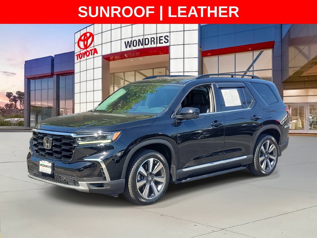 Used 2024 Honda Pilot Touring image 2