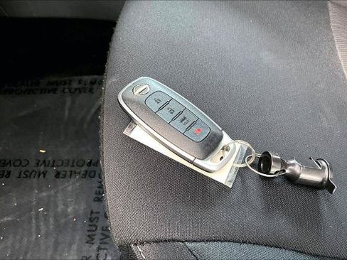 Certified 2024 Nissan Sentra SV FWD image 14