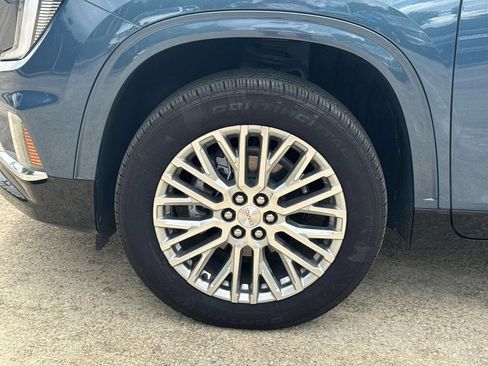 Used 2025 GMC Acadia Denali w/ LPO, All-Weather Package AWD/4WD image 5
