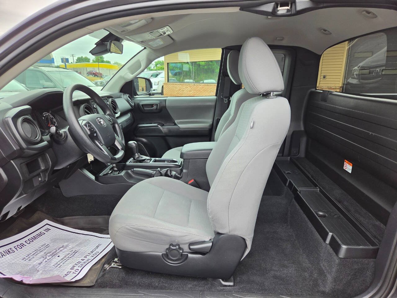 Used 2019 Toyota Tacoma SR AWD/4WD image 35
