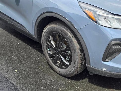 Used 2025 Ford Escape Active FWD image 16