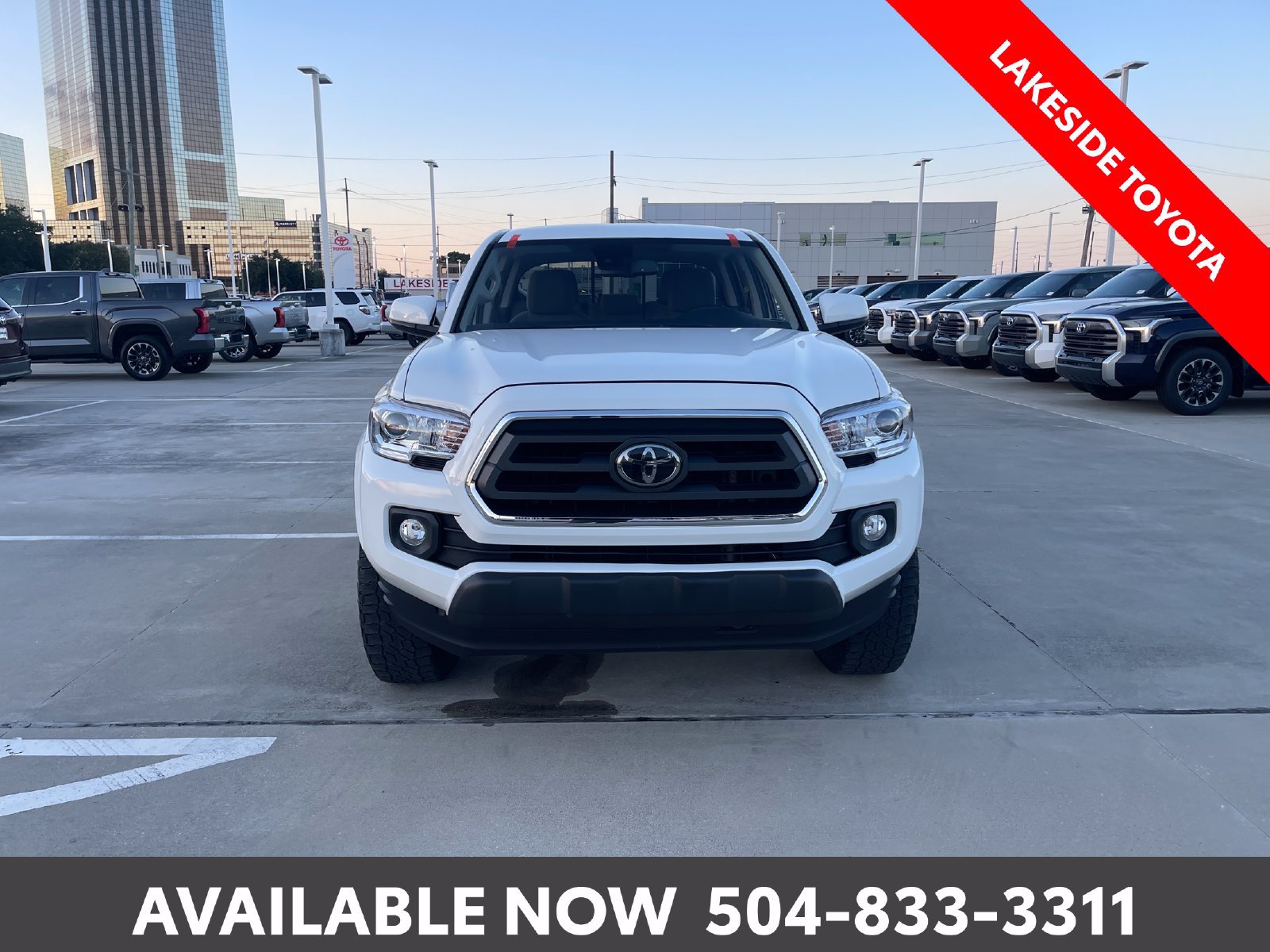 Used 2022 Toyota Tacoma SR5 RWD image 8