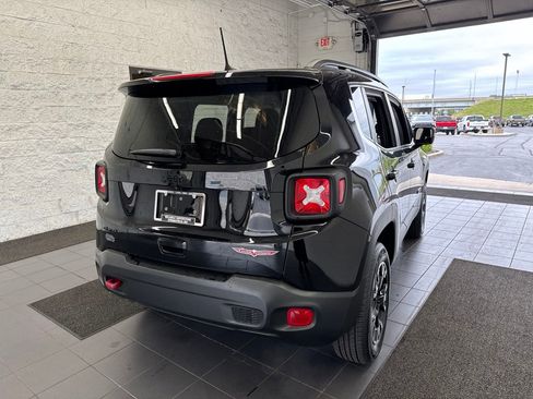Used 2023 Jeep Renegade Trailhawk AWD/4WD image 7