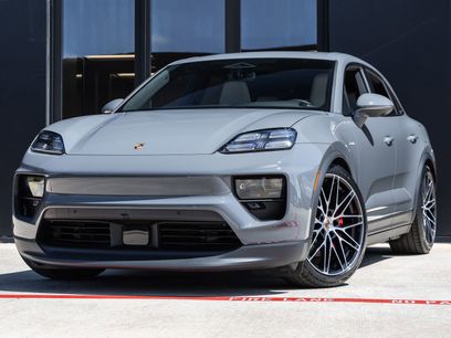 New 2025 Porsche Macan 4S Electric