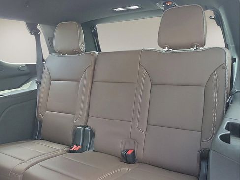 Used 2022 Chevrolet Tahoe High Country AWD/4WD image 9