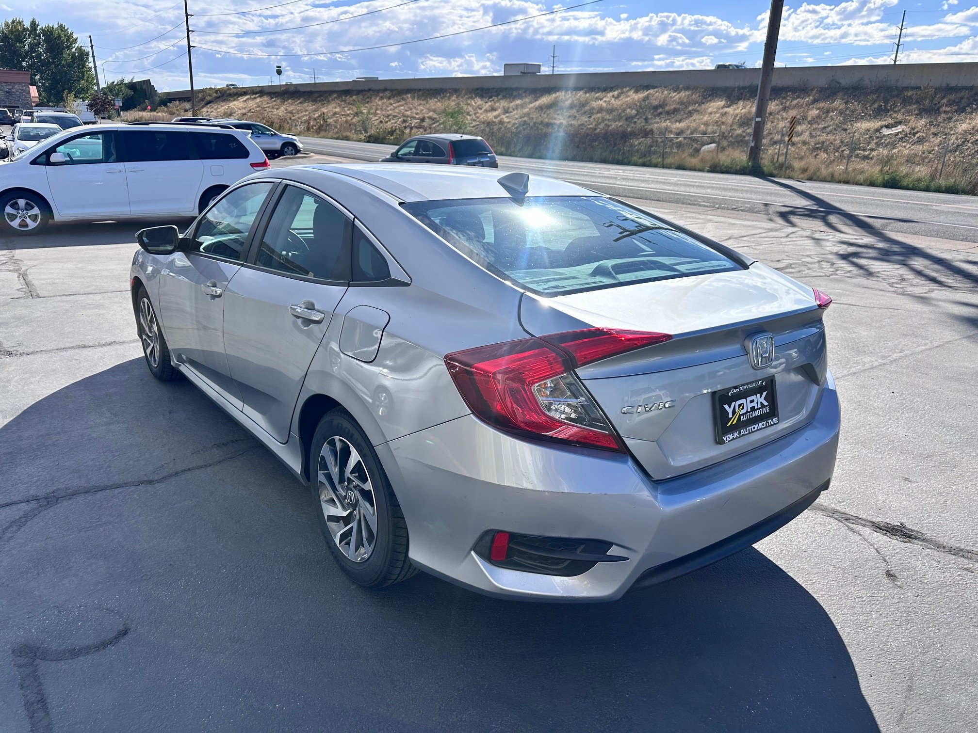 Used 2017 Honda Civic EX image 4