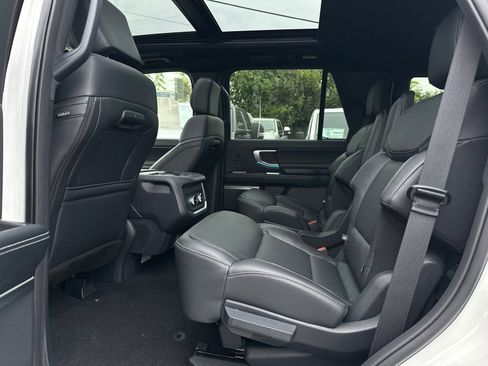 New 2025 Ford Expedition Platinum w/ Stealth Performance Package image 21