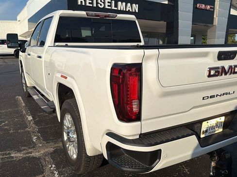 Used 2021 GMC Sierra 2500 Denali w/ Technology Package AWD/4WD image 4