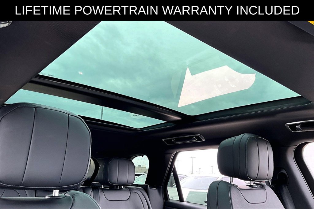 Used 2025 Land Rover Range Rover Sport SE AWD/4WD image 21
