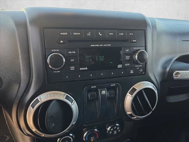 Used 2014 Jeep Wrangler Sahara w/ Connectivity Group AWD/4WD image 14