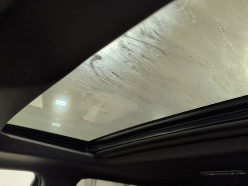 Used 2024 Chevrolet Silverado 2500 High Country w/ Technology Package image 12