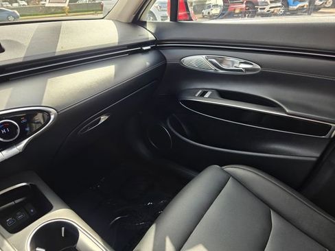 Used 2025 Genesis GV70 2.5T image 37