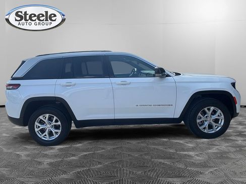 Used 2023 Jeep Grand Cherokee Limited image 6