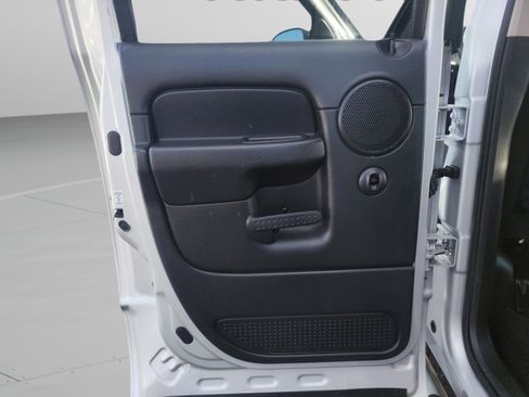 Used 2004 Dodge Ram 1500 Truck SLT w/ Sport Appearance Group image 25