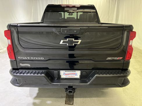Certified 2023 Chevrolet Silverado 1500 ZR2 w/ Technology Package AWD/4WD image 9