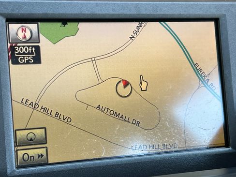 Used 2010 Lexus HS 250h w/ Touring Pkg FWD image 20