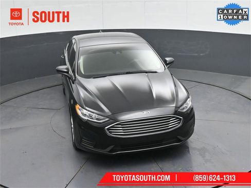 Used 2019 Ford Fusion SE image 42
