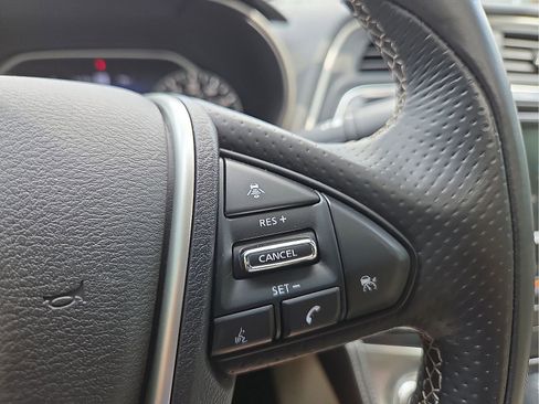 Used 2023 Nissan Maxima Platinum w/ Sport Mat Group FWD image 18