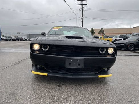 Certified 2021 Dodge Challenger GT w/ Blacktop Package AWD/4WD image 5