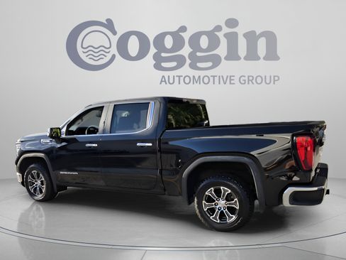 Used 2025 GMC Sierra 1500 SLT RWD image 3