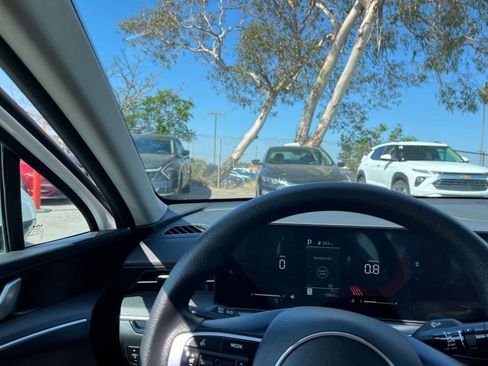 Used 2025 Kia K5 LXS image 35