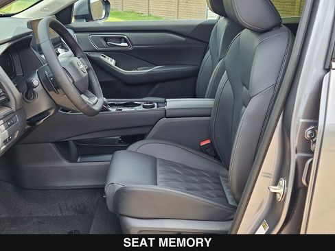 New 2026 Nissan Rogue Platinum AWD/4WD image 11