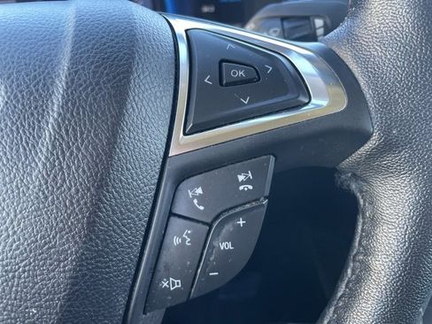 Used 2022 Ford Edge SEL w/ Sport Appearance Package image 21