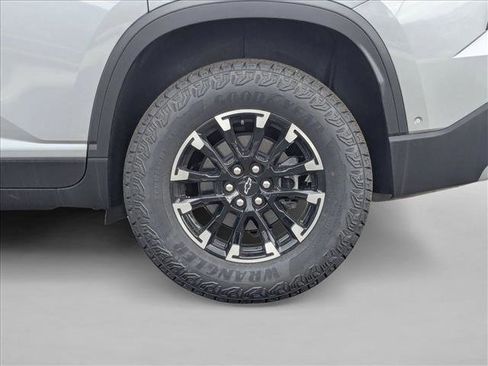 New 2026 Chevrolet Traverse Z71 w/ Enhanced Driving Package AWD/4WD image 10