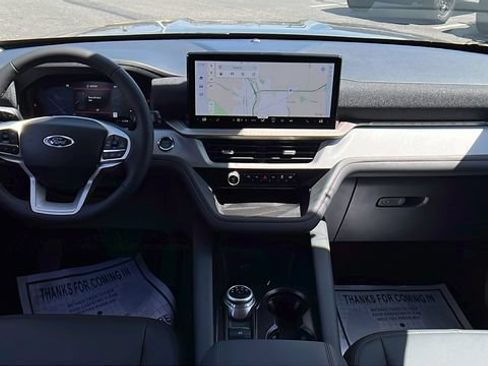 New 2026 Ford Explorer Active w/ Active Comfort Package RWD image 18