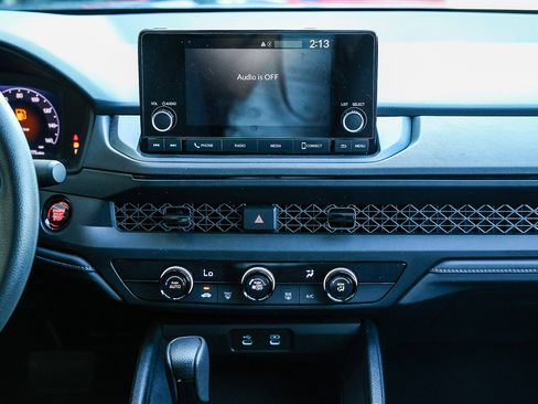 Used 2025 Honda Accord LX image 17