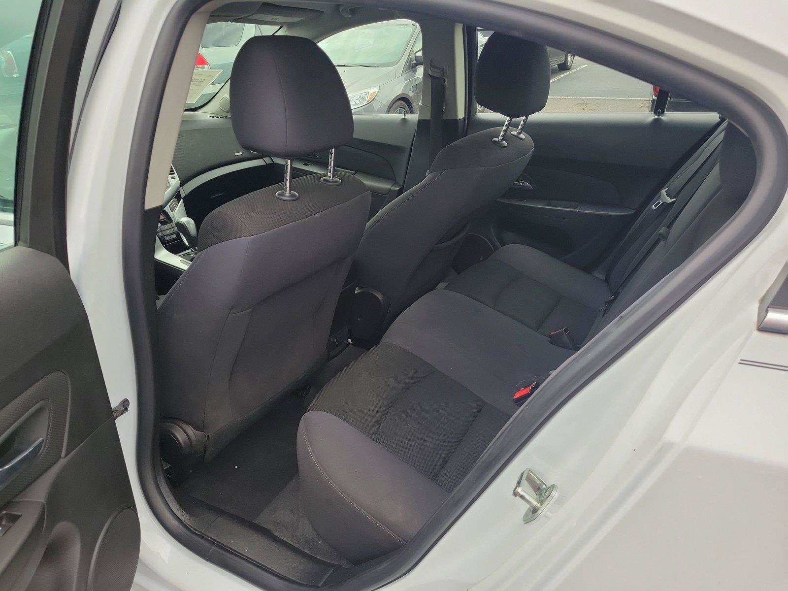 Used 2016 Chevrolet Cruze LT FWD image 12
