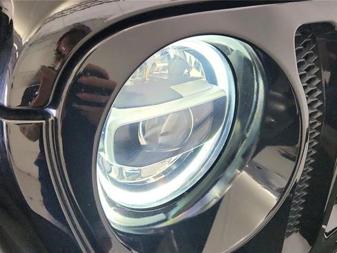 Used 2021 Jeep Wrangler Unlimited Sport image 10