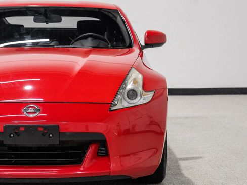 Used 2011 Nissan 370Z Coupe image 36