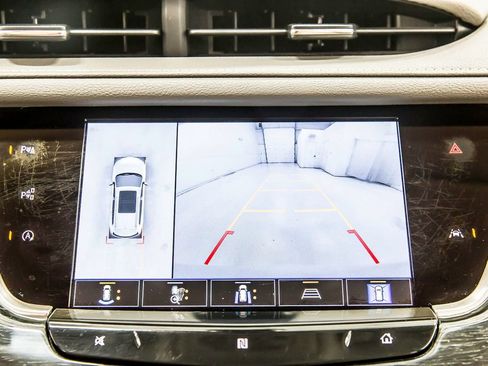 Used 2021 Cadillac XT6 Premium Luxury FWD image 15