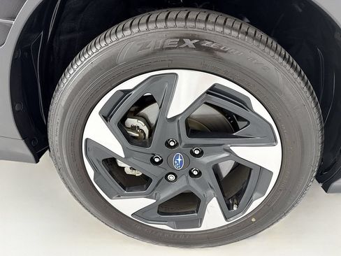 Used 2024 Subaru Crosstrek 2.5i Limited AWD/4WD image 31
