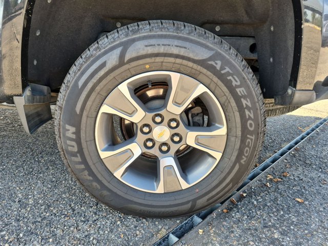 Used 2017 Chevrolet Colorado Z71 AWD/4WD image 13