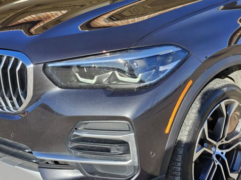 Used 2022 BMW X5 xDrive40i w/ Premium Package image 11