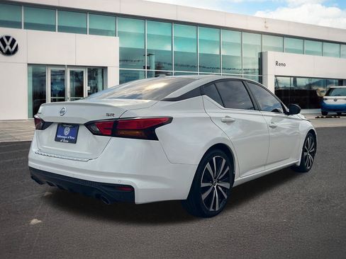 Used 2022 Nissan Altima 2.5 SR FWD image 5