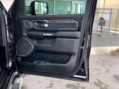 Used 2019 RAM 1500 Laramie image 23