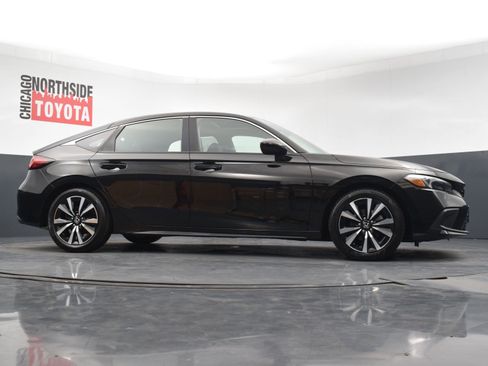 Used 2024 Honda Civic EX-L image 32