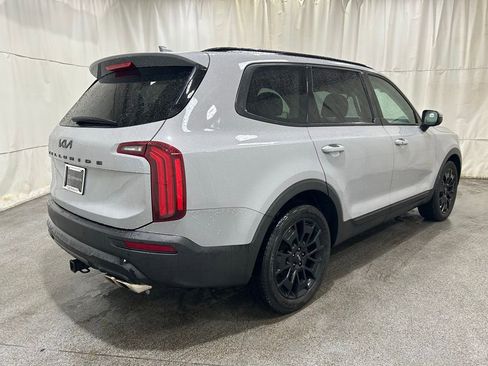 Used 2022 Kia Telluride EX w/ EX Premium Package image 8